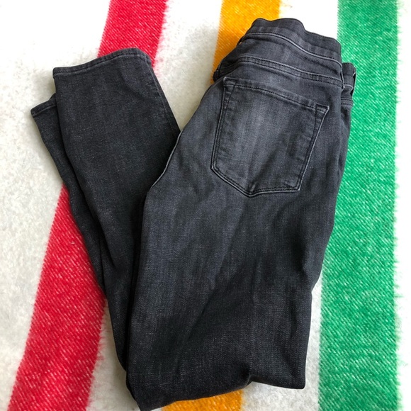 Sz 27 mid rise j brand jeans - Picture 1 of 4